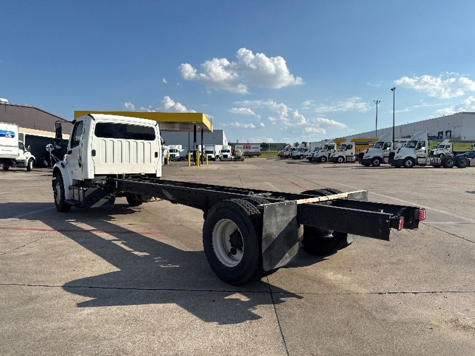 Cab and Chassis Truck-Light and Medium Duty Trucks-Freightliner-2020-M2-Grand Prairie-TX-321,838\n\t\tmiles-$ 23,000 - Image 6
