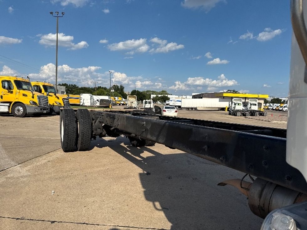 Cab and Chassis Truck-Light and Medium Duty Trucks-Freightliner-2020-M2-Grand Prairie-TX-420,183\n\t\tmiles-$ 23,000 - Image 14