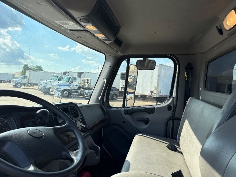 Cab and Chassis Truck-Light and Medium Duty Trucks-Freightliner-2020-M2-Grand Prairie-TX-420,183\n\t\tmiles-$ 23,000 - Image 19