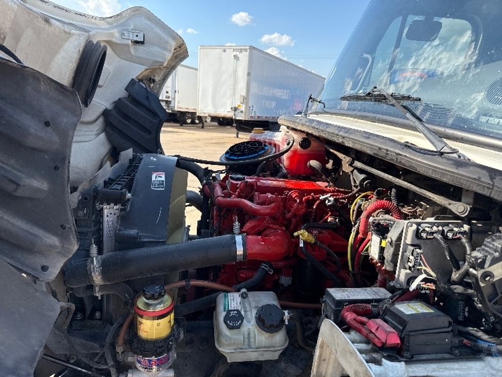 Cab and Chassis Truck-Light and Medium Duty Trucks-Freightliner-2020-M2-Grand Prairie-TX-420,183\n\t\tmiles-$ 23,000 - Image 24