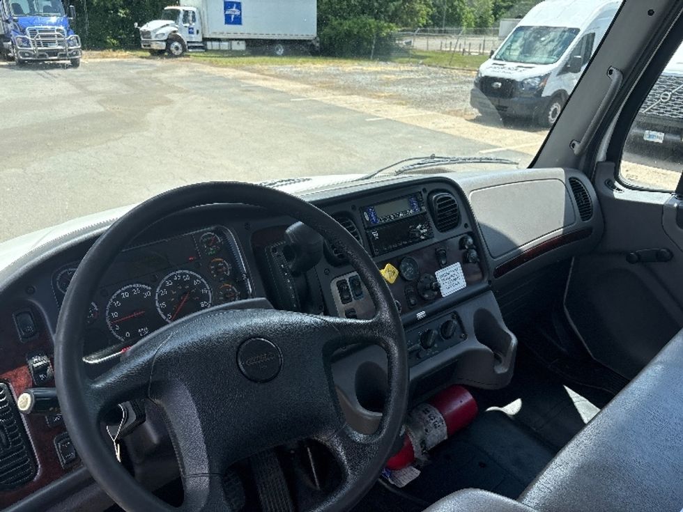 Cab and Chassis Truck-Light and Medium Duty Trucks-Freightliner-2020-M2-Greensboro-NC-143,849\n\t\tmiles-$ 43,250 - Image 12