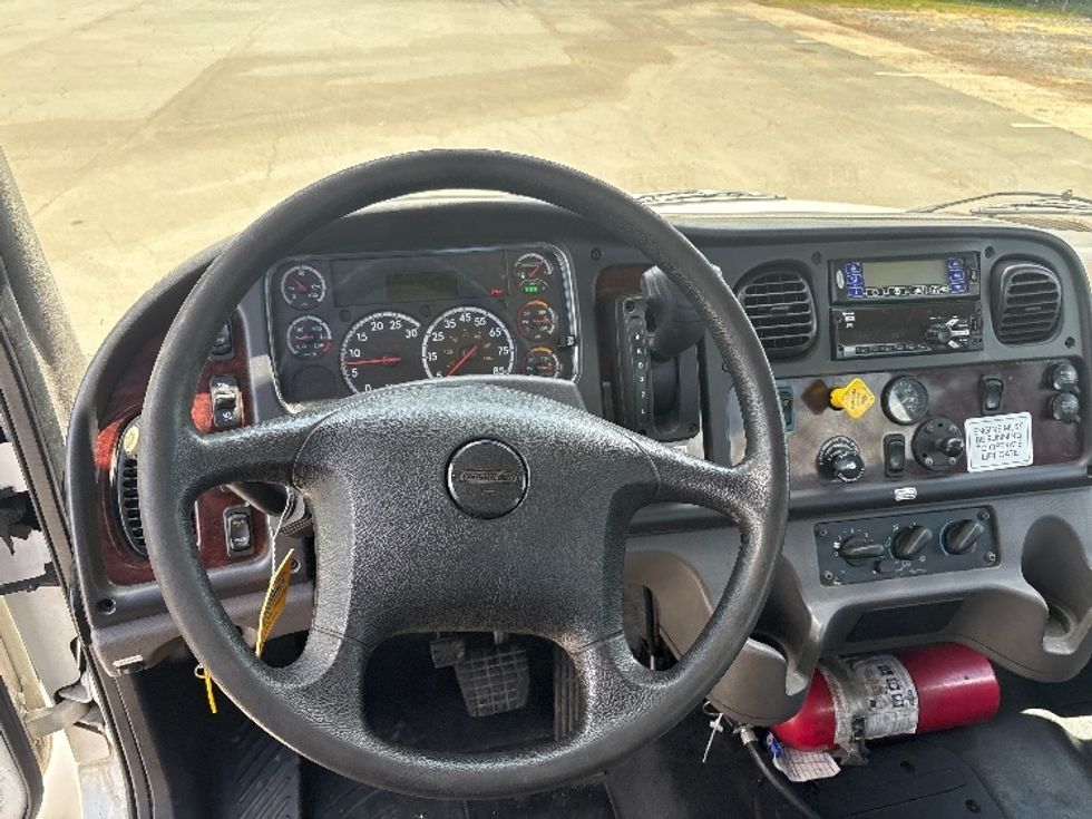 Cab and Chassis Truck-Light and Medium Duty Trucks-Freightliner-2020-M2-Greensboro-NC-143,849\n\t\tmiles-$ 43,250 - Image 13