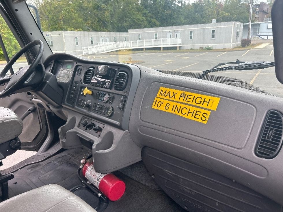 Cab and Chassis Truck-Light and Medium Duty Trucks-Freightliner-2020-M2-Montgomery-NY-170,725\n\t\tmiles-$ 54,000 - Image 21