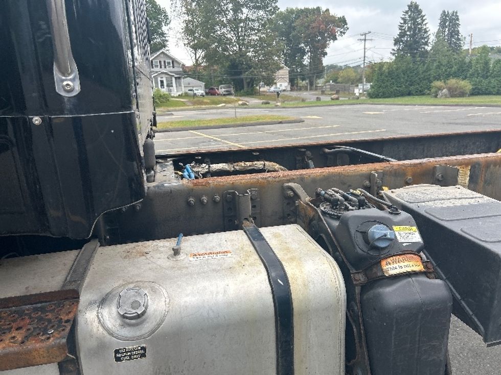 Cab and Chassis Truck-Light and Medium Duty Trucks-Freightliner-2020-M2-Montgomery-NY-170,725\n\t\tmiles-$ 54,000 - Image 25