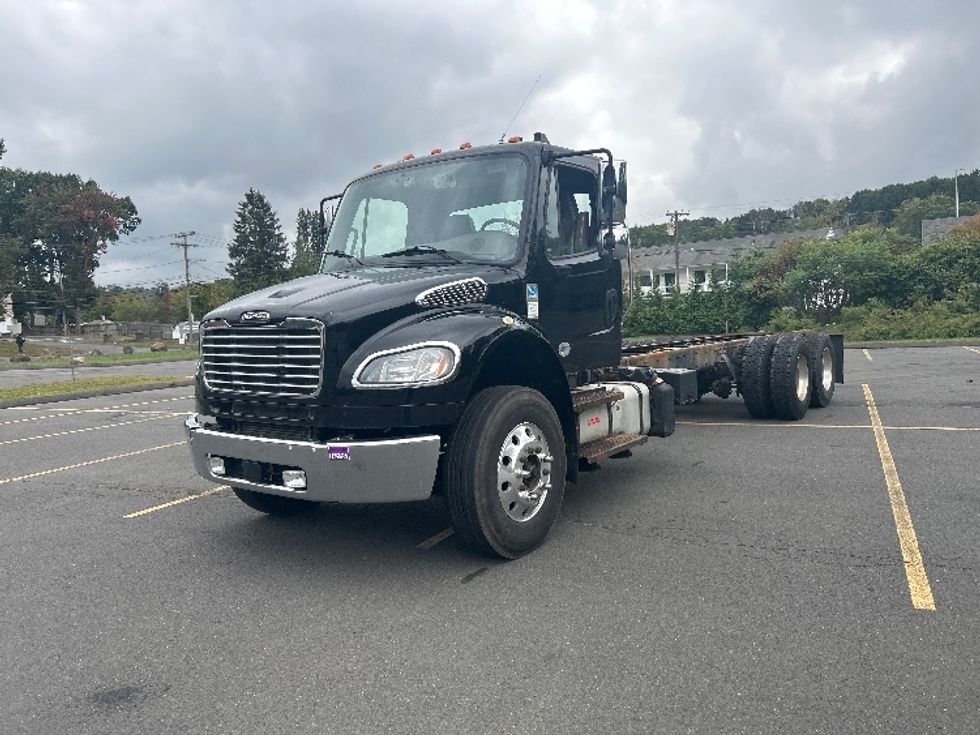 Cab and Chassis Truck-Light and Medium Duty Trucks-Freightliner-2020-M2-Montgomery-NY-170,725\n\t\tmiles-$ 54,000 - Image 3