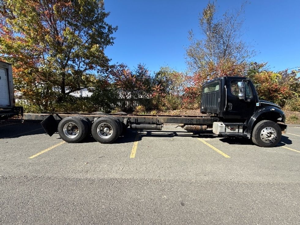 Cab and Chassis Truck-Light and Medium Duty Trucks-Freightliner-2020-M2-Montgomery-NY-342,845\n\t\tmiles-$ 27,250 - Image 10