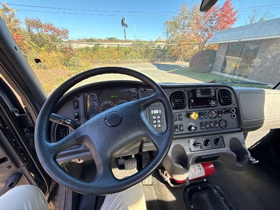 Cab and Chassis Truck-Light and Medium Duty Trucks-Freightliner-2020-M2-Montgomery-NY-342,845\n\t\tmiles-$ 27,250 - Image 13