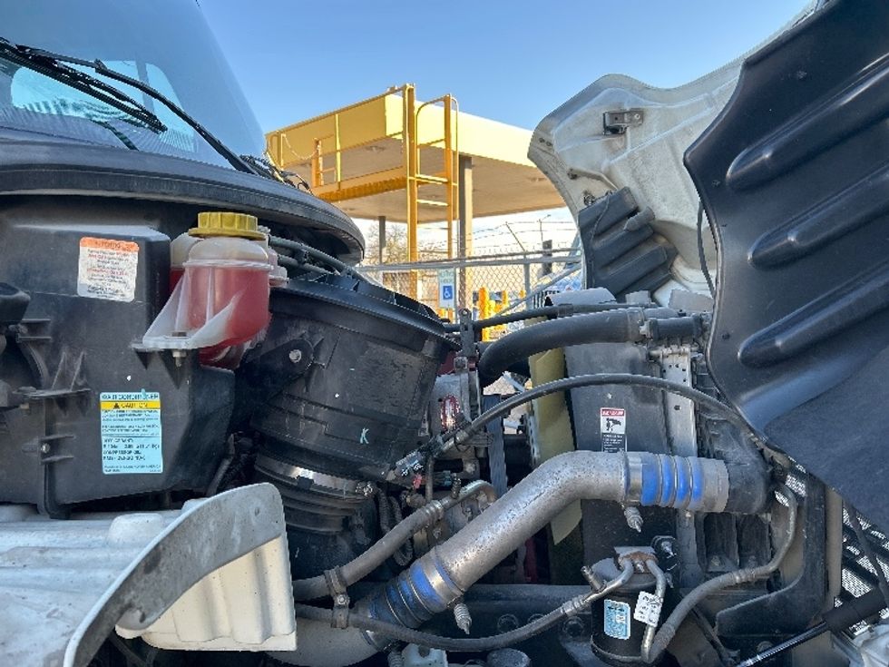 Cab and Chassis Truck-Light and Medium Duty Trucks-Freightliner-2020-M2-Oklahoma City-OK-366,284\n\t\tmiles-$ 23,000 - Image 17