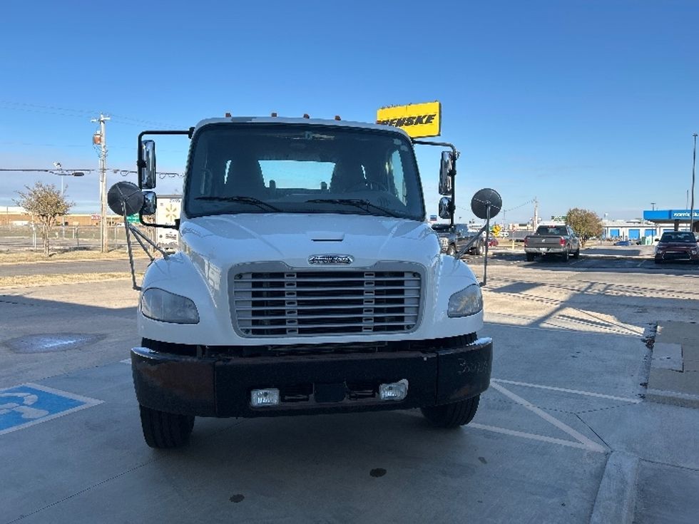 Cab and Chassis Truck-Light and Medium Duty Trucks-Freightliner-2020-M2-Oklahoma City-OK-366,284\n\t\tmiles-$ 23,000 - Image 2