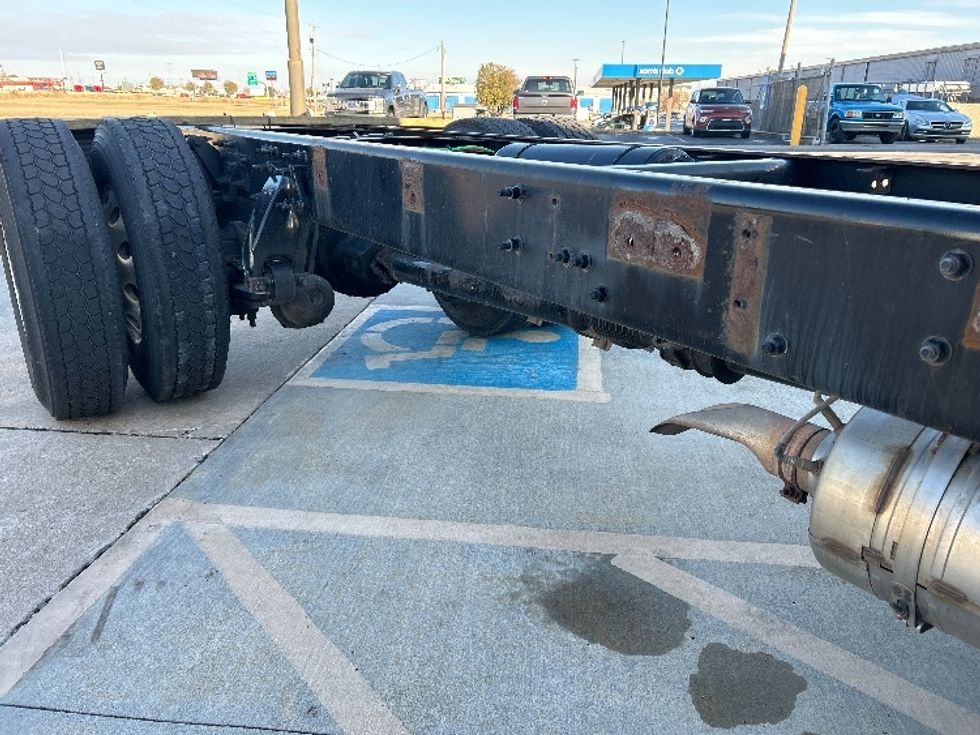 Cab and Chassis Truck-Light and Medium Duty Trucks-Freightliner-2020-M2-Oklahoma City-OK-366,284\n\t\tmiles-$ 23,000 - Image 9