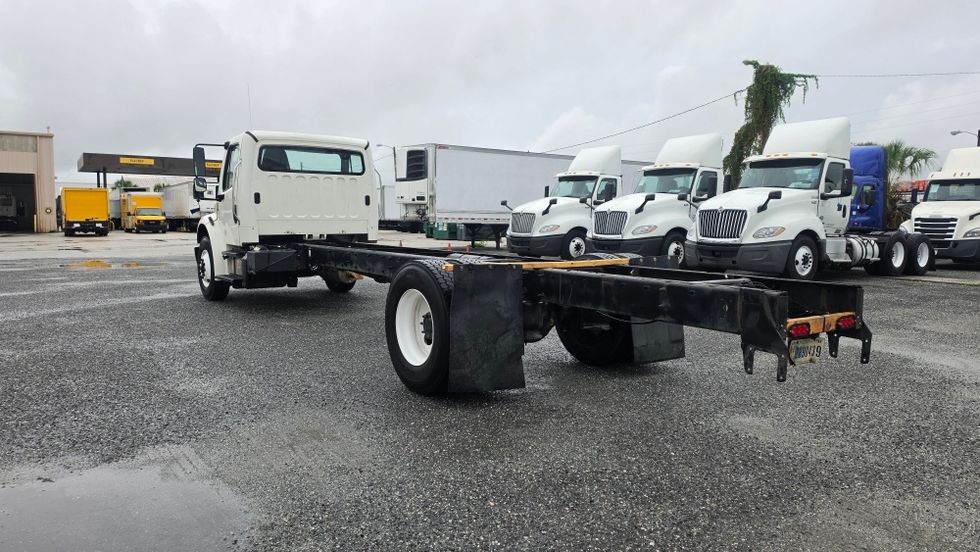 Cab and Chassis Truck-Light and Medium Duty Trucks-Freightliner-2020-M2-Pensacola-FL-242,832\n\t\tmiles-$ 35,750 - Image 6