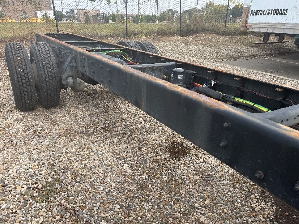 Cab and Chassis Truck-Light and Medium Duty Trucks-Freightliner-2020-M2-Plymouth-MI-188,774\n\t\tmiles-$ 35,750 - Image 14