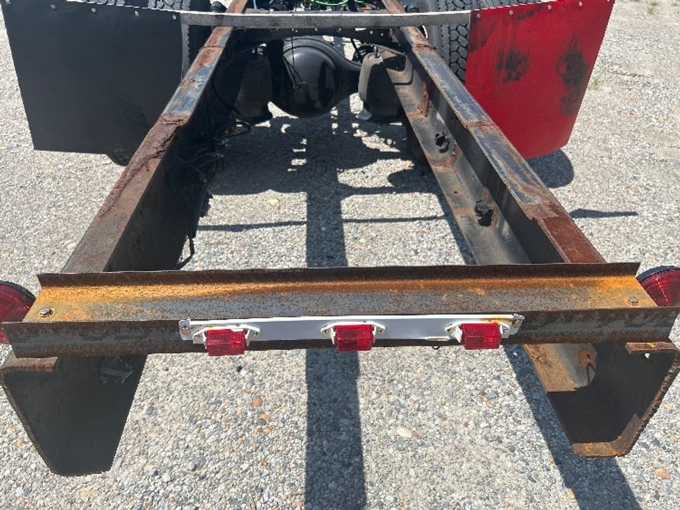 Cab and Chassis Truck-Light and Medium Duty Trucks-Freightliner-2020-M2-Prince George-VA-156,172\n\t\tmiles-$ 48,000 - Image 10