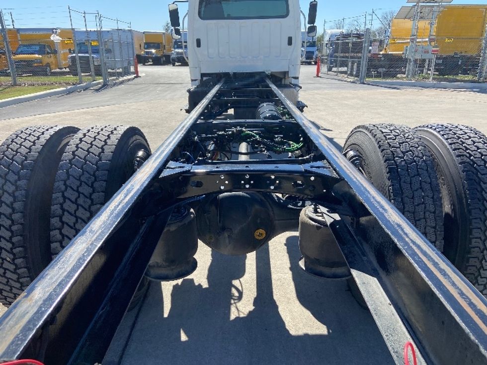 Cab and Chassis Truck-Light and Medium Duty Trucks-Freightliner-2020-M2-San Antonio-TX-383,652\n\t\tmiles-$ 22,250 - Image 8