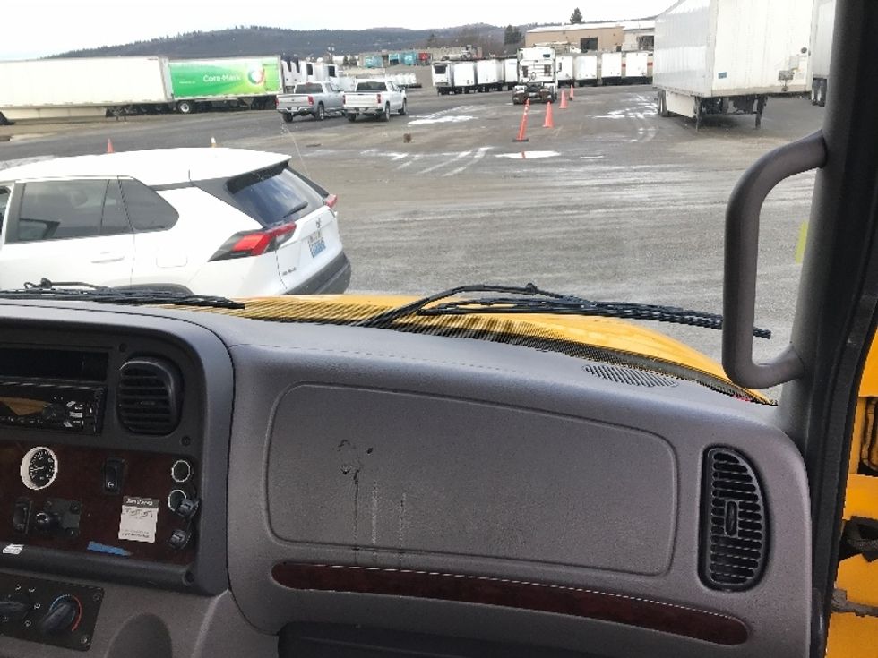 Cab and Chassis Truck-Light and Medium Duty Trucks-Freightliner-2020-M2-Spokane Valley-WA-112,162\n\t\tmiles-$ 41,250 - Image 17