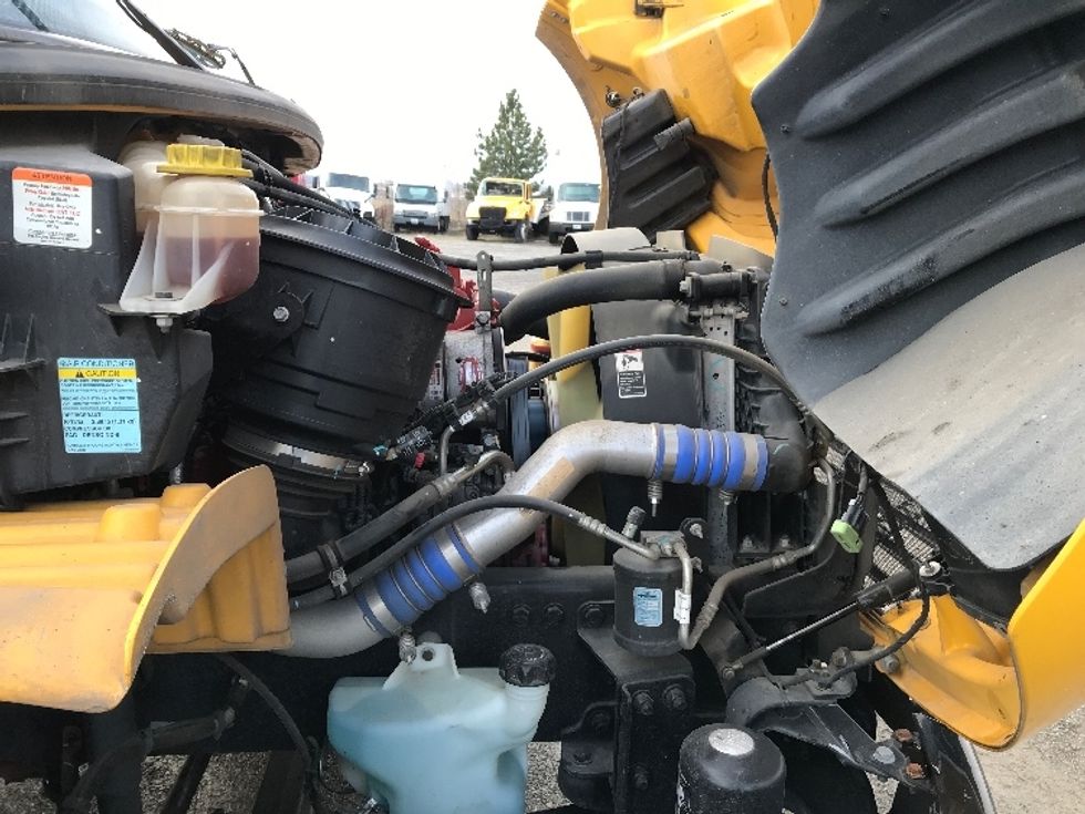 Cab and Chassis Truck-Light and Medium Duty Trucks-Freightliner-2020-M2-Spokane Valley-WA-112,162\n\t\tmiles-$ 41,250 - Image 19