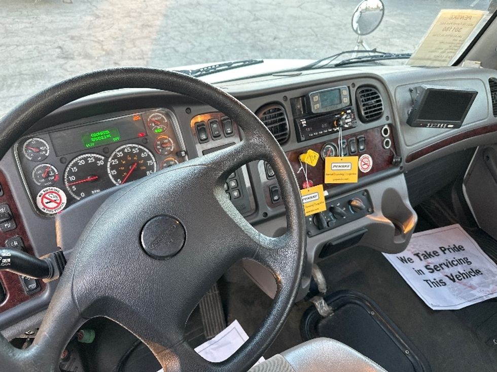 Cab and Chassis Truck-Light and Medium Duty Trucks-Freightliner-2020-M2-Wabash-IN-222,598\n\t\tmiles-$ 30,500 - Image 13