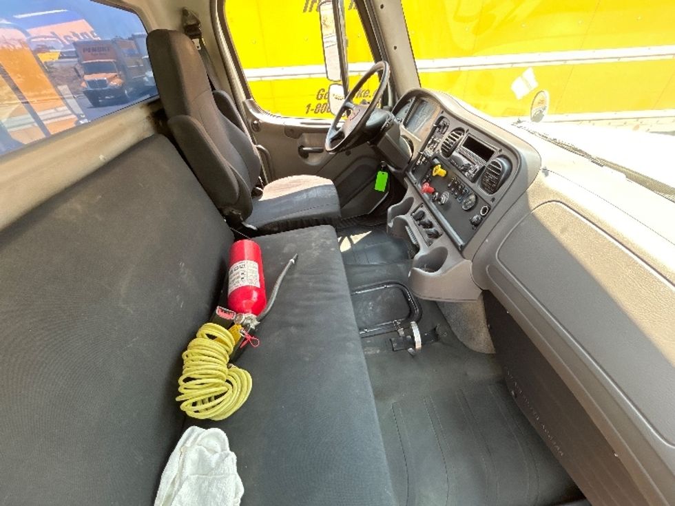 Cab and Chassis Truck-Light and Medium Duty Trucks-Freightliner-2020-M211264S-Bakersfield-CA-236,005\n\t\tmiles-$ 85,500 - Image 21