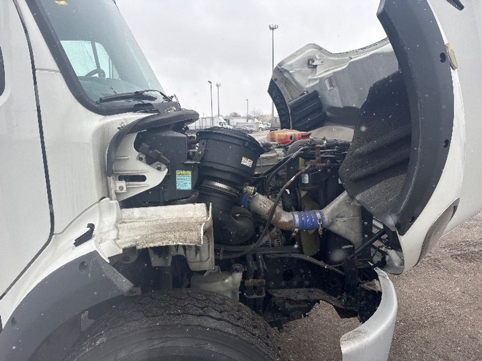 Cab and Chassis Truck-Light and Medium Duty Trucks-Freightliner-2020-M211284S-Warren-MI-359,671\n\t\tmiles-$ 93,000 - Image 18