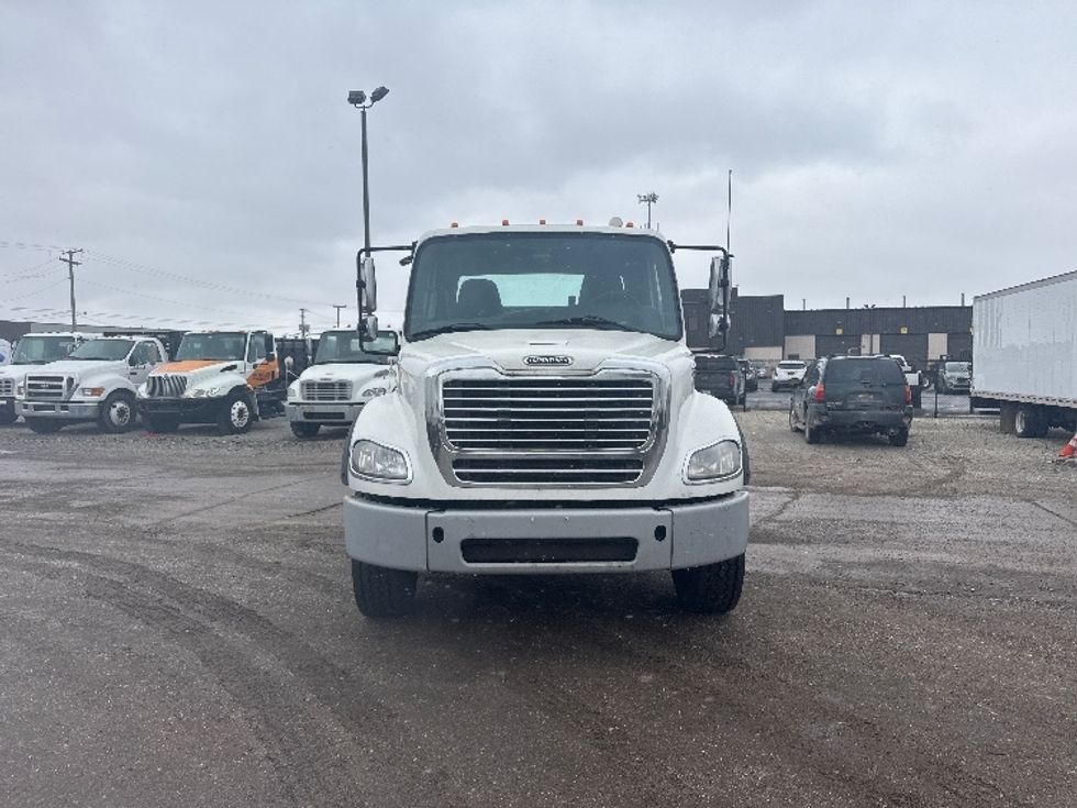 2020 Freightliner M2 112 Medium Duty photo 2