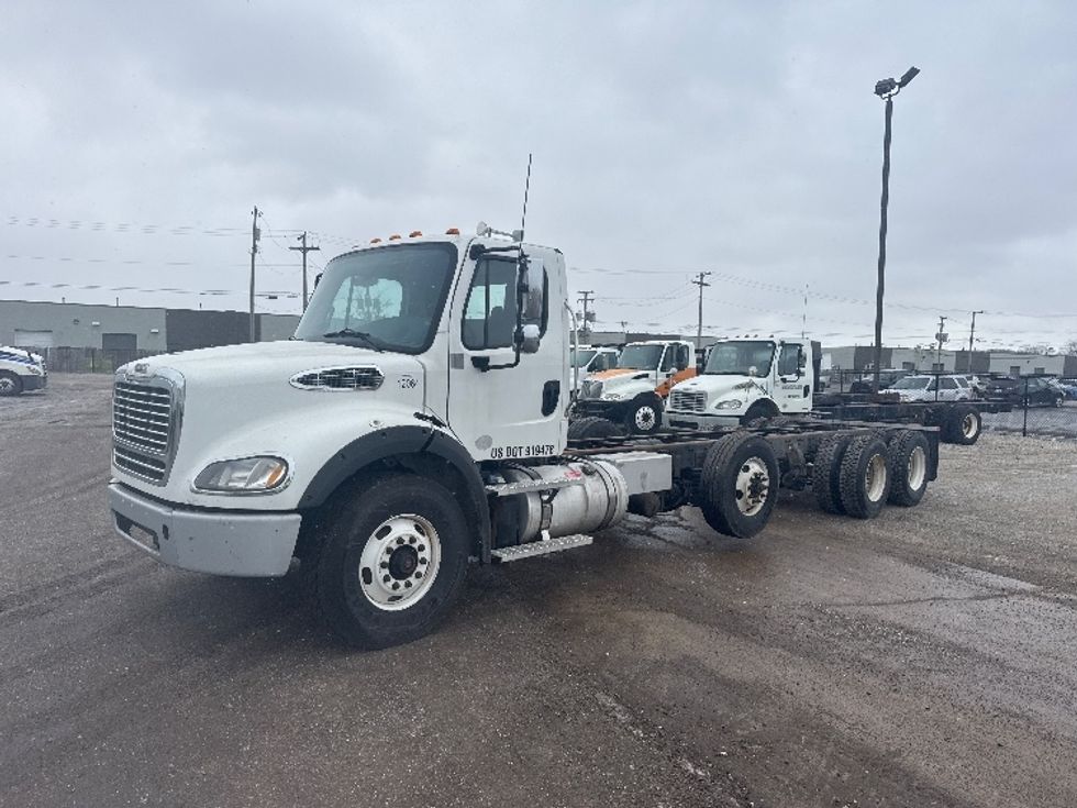 2020 Freightliner M2 112 Medium Duty photo 3