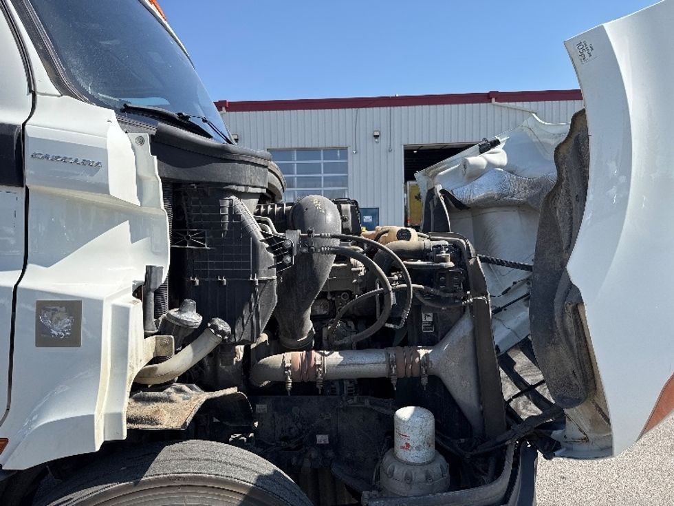 Cab and Chassis Truck-Light and Medium Duty Trucks-Freightliner-2020-T11642S-Calgary-AB-649,699\n\t\tkm-$ 87,750 - Image 19