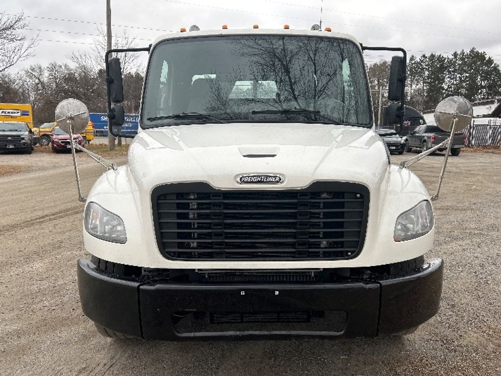 Cab and Chassis Truck-Light and Medium Duty Trucks-Freightliner-2021-M2-Brooklyn Park-MN-265,068\n\t\tmiles-$ 30,750 - Image 2