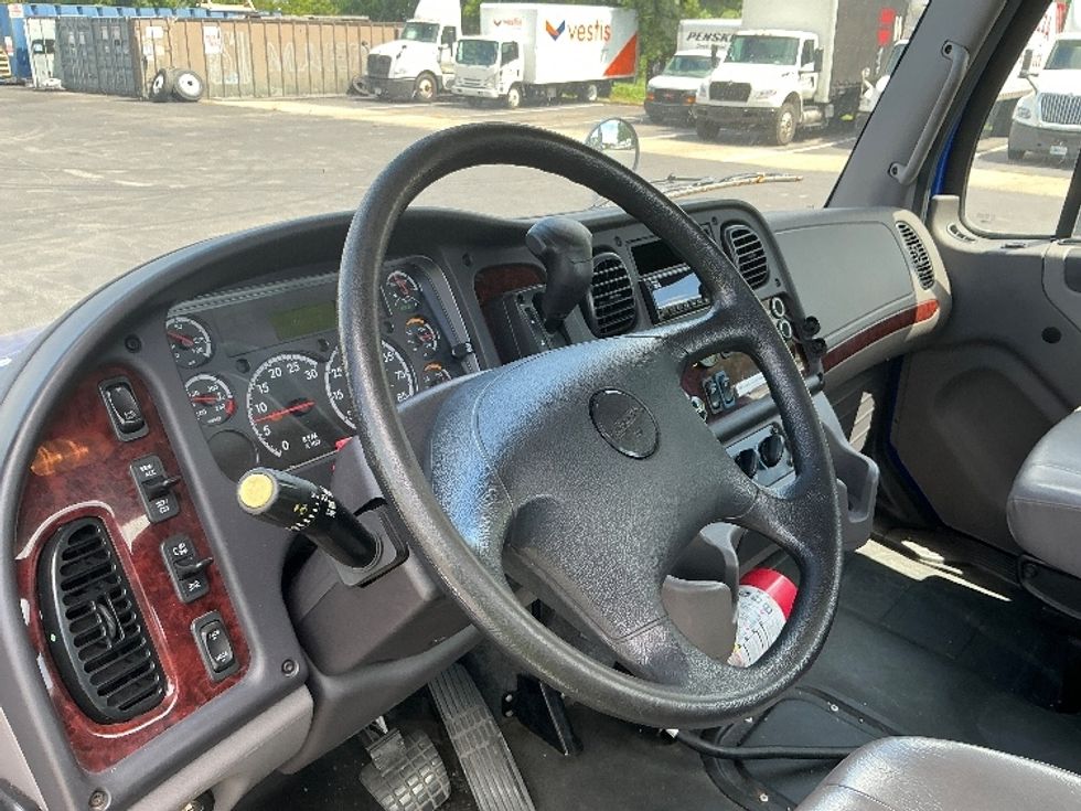 Cab and Chassis Truck-Light and Medium Duty Trucks-Freightliner-2021-M2-Lexington-KY-40,543\n\t\tmiles-$ 63,500 - Image 12