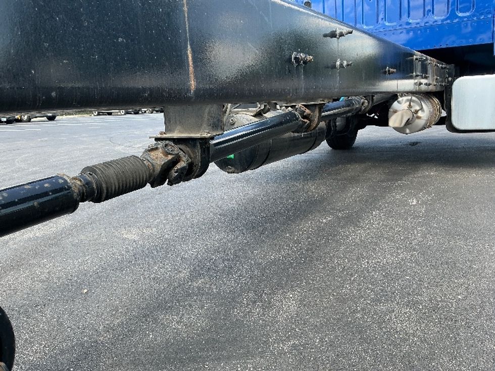 Cab and Chassis Truck-Light and Medium Duty Trucks-Freightliner-2021-M2-Lexington-KY-40,543\n\t\tmiles-$ 63,500 - Image 9