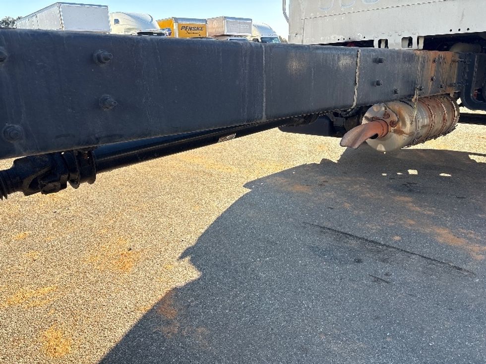 Cab and Chassis Truck-Light and Medium Duty Trucks-Freightliner-2021-M2-Mebane-NC-117,595\n\t\tmiles-$ 55,250 - Image 9