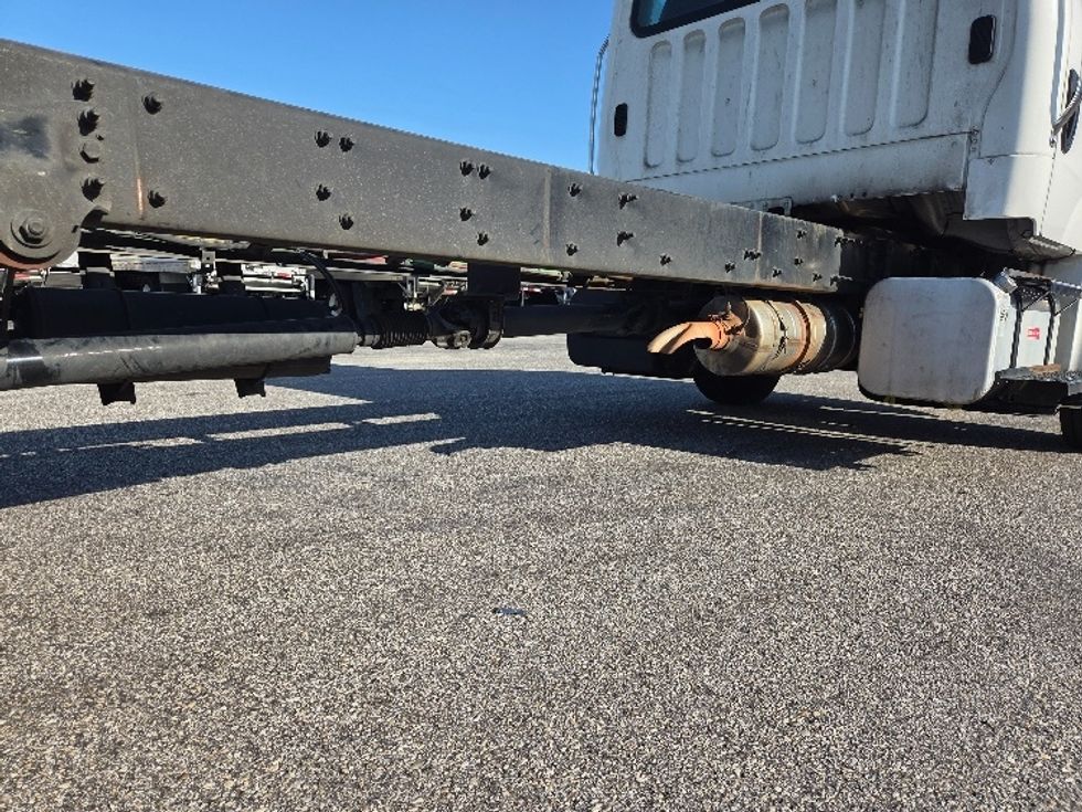 Cab and Chassis Truck-Light and Medium Duty Trucks-Freightliner-2021-M2-Mobile-AL-482,383\n\t\tmiles-$ 25,250 - Image 13