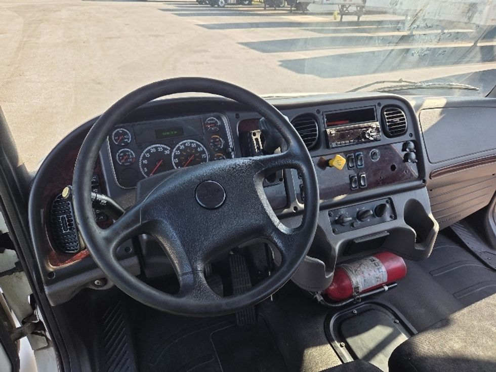 Cab and Chassis Truck-Light and Medium Duty Trucks-Freightliner-2021-M2-Mobile-AL-482,383\n\t\tmiles-$ 25,250 - Image 17