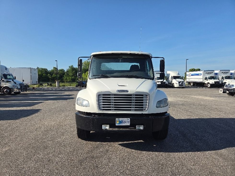 Cab and Chassis Truck-Light and Medium Duty Trucks-Freightliner-2021-M2-Mobile-AL-482,383\n\t\tmiles-$ 25,250 - Image 2