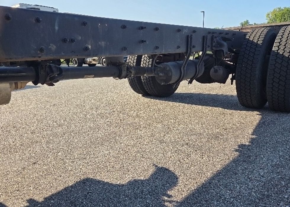 Cab and Chassis Truck-Light and Medium Duty Trucks-Freightliner-2021-M2-Mobile-AL-482,383\n\t\tmiles-$ 25,250 - Image 5