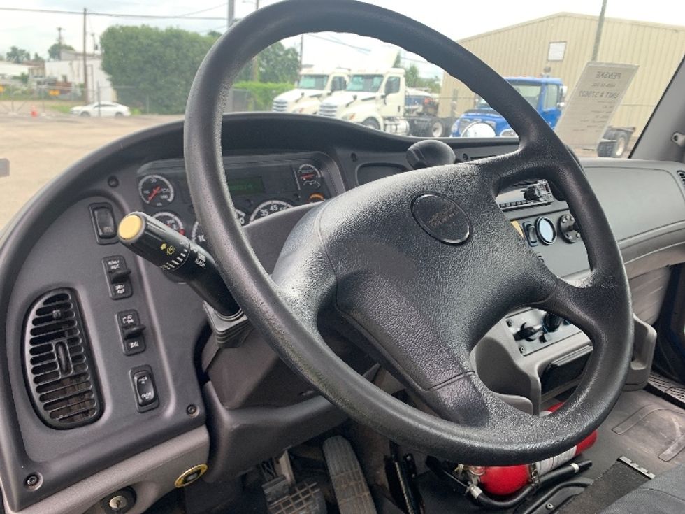 Cab and Chassis Truck-Light and Medium Duty Trucks-Freightliner-2021-M2-Nashville-TN-287,681\n\t\tmiles-$ 31,500 - Image 12