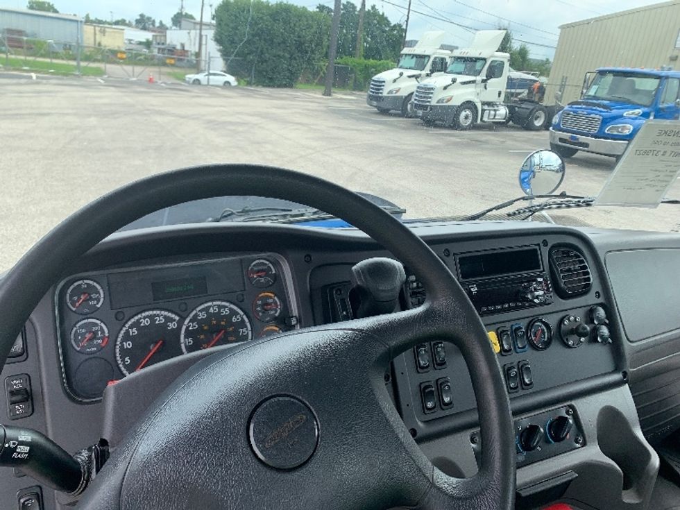 Cab and Chassis Truck-Light and Medium Duty Trucks-Freightliner-2021-M2-Nashville-TN-287,681\n\t\tmiles-$ 31,500 - Image 13