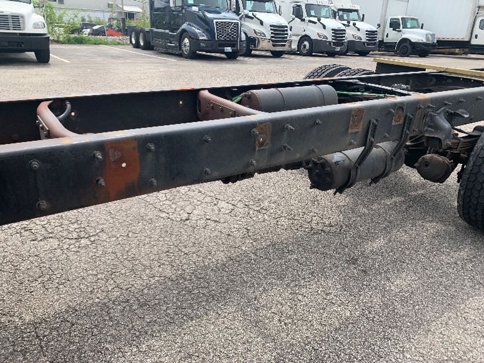 Cab and Chassis Truck-Light and Medium Duty Trucks-Freightliner-2021-M2-Nashville-TN-287,681\n\t\tmiles-$ 31,500 - Image 5