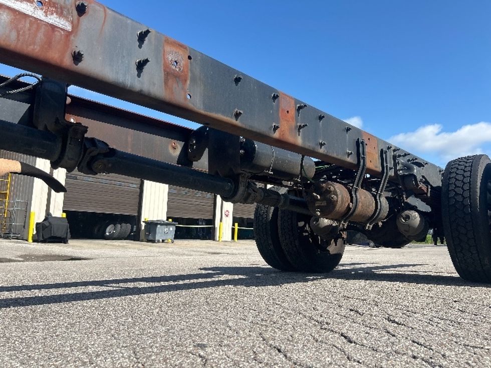 Cab and Chassis Truck-Light and Medium Duty Trucks-Freightliner-2021-M2-Nashville-TN-332,252\n\t\tmiles-$ 25,750 - Image 5