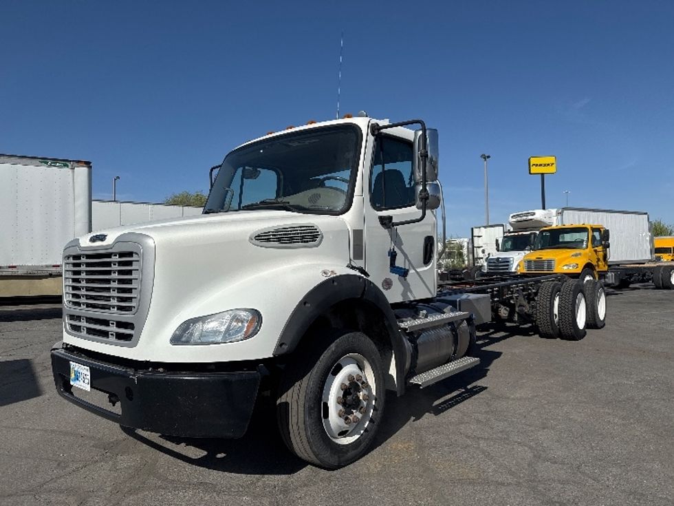 Cab and Chassis Truck-Light and Medium Duty Trucks-Freightliner-2021-M211264S-West Valley City-UT-94,880\n\t\tmiles-$ 120,000 - Image 3