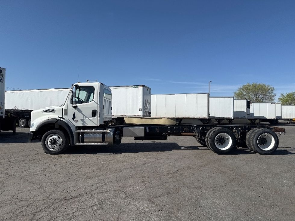 Cab and Chassis Truck-Light and Medium Duty Trucks-Freightliner-2021-M211264S-West Valley City-UT-94,880\n\t\tmiles-$ 120,000 - Image 4