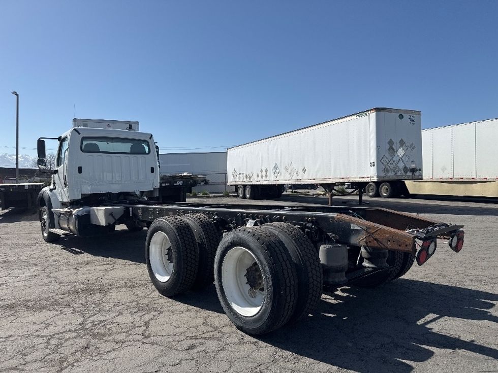 Cab and Chassis Truck-Light and Medium Duty Trucks-Freightliner-2021-M211264S-West Valley City-UT-94,880\n\t\tmiles-$ 120,000 - Image 6