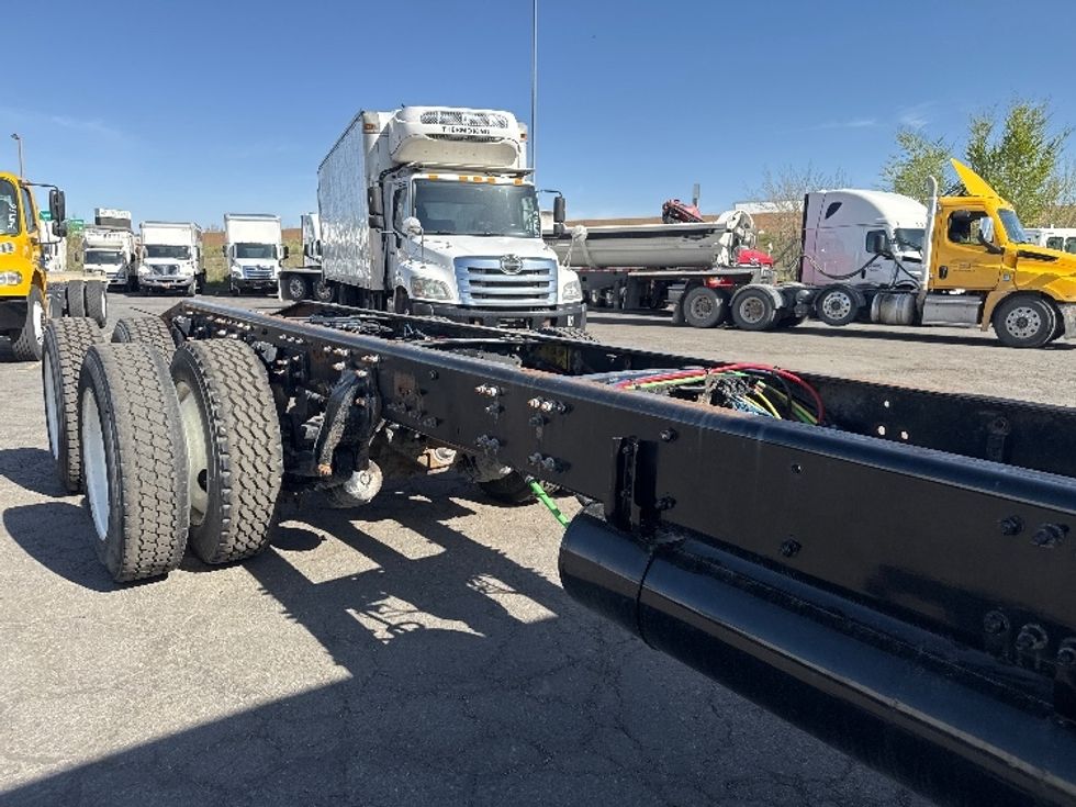 Cab and Chassis Truck-Light and Medium Duty Trucks-Freightliner-2021-M211264S-West Valley City-UT-94,880\n\t\tmiles-$ 120,000 - Image 9
