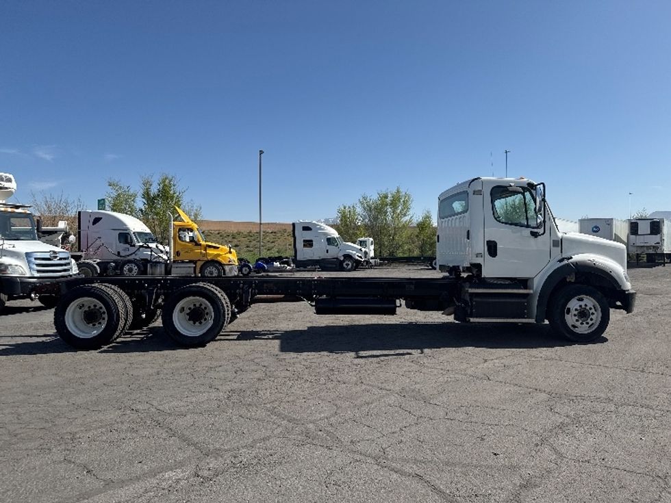 Cab and Chassis Truck-Light and Medium Duty Trucks-Freightliner-2021-M211264S-West Valley City-UT-94,880\n\t\tmiles-$ 120,000 - Image 10