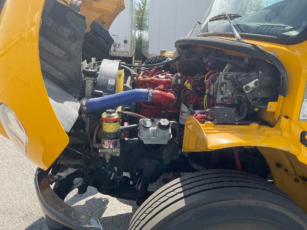 Cab and Chassis Truck-Light and Medium Duty Trucks-Freightliner-2022-M2-Indianapolis-IN-170,737\n\t\tmiles-$ 52,000 - Image 24