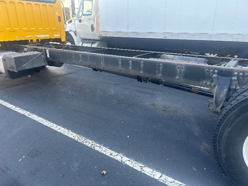Cab and Chassis Truck-Light and Medium Duty Trucks-Freightliner-2022-M2-Louisville-KY-221,192\n\t\tmiles-$ 45,000 - Image 4
