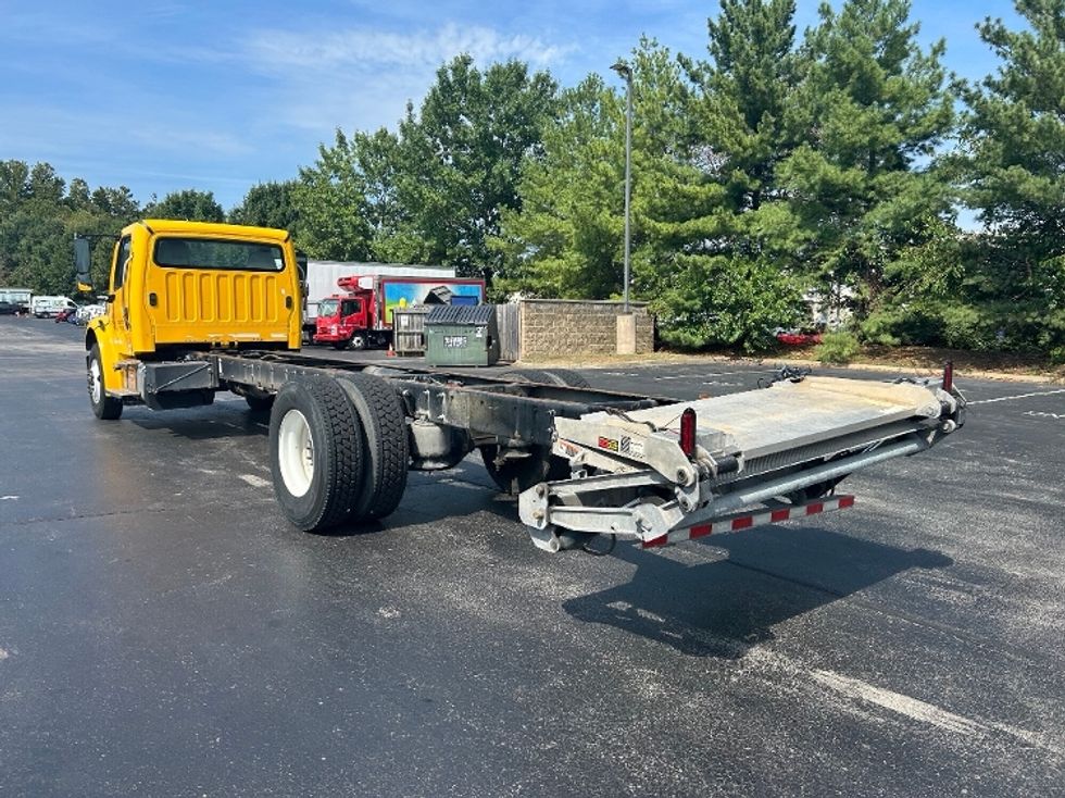 Cab and Chassis Truck-Light and Medium Duty Trucks-Freightliner-2022-M2-Louisville-KY-221,192\n\t\tmiles-$ 45,000 - Image 5