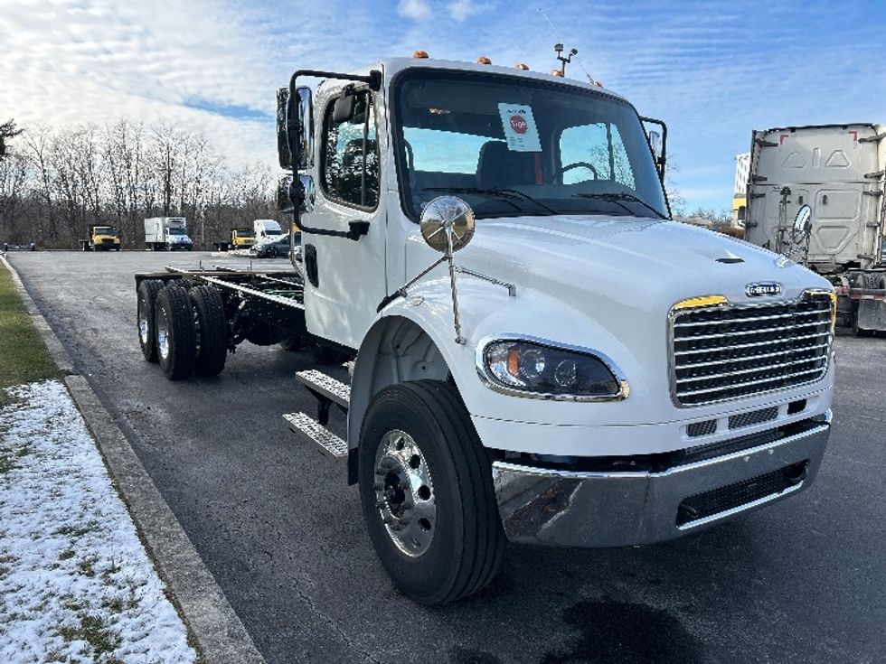 Cab and Chassis Truck-Light and Medium Duty Trucks-Freightliner-2024-M2-Harrisburg-PA-1,338\n\t\tmiles-$ 104,250 - Image 1