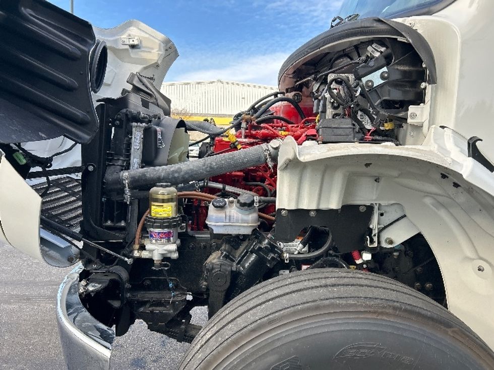 Cab and Chassis Truck-Light and Medium Duty Trucks-Freightliner-2024-M2-Harrisburg-PA-1,338\n\t\tmiles-$ 104,250 - Image 24