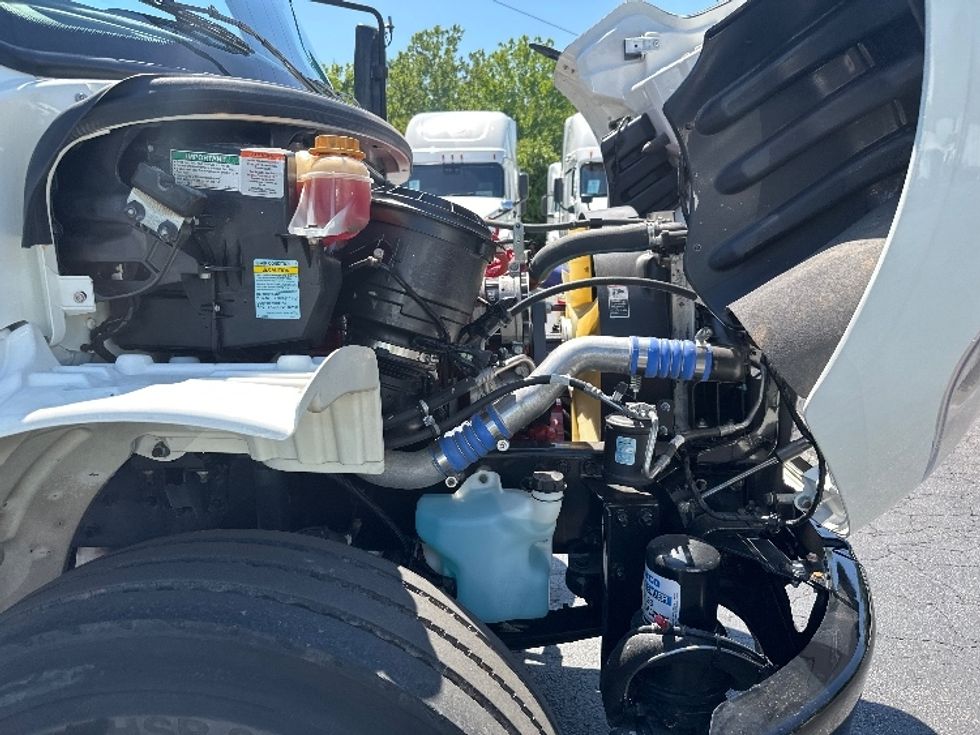 Cab and Chassis Truck-Light and Medium Duty Trucks-Freightliner-2025-M2P-Greensboro-NC-37,279\n\t\tmiles-$ 91,250 - Image 18