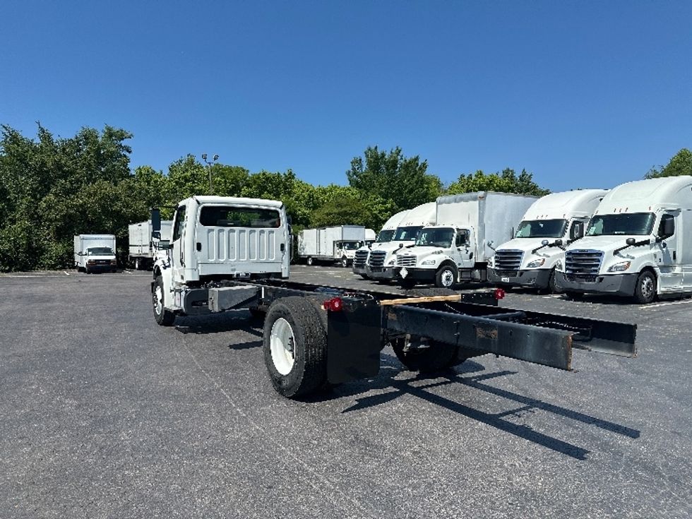 Cab and Chassis Truck-Light and Medium Duty Trucks-Freightliner-2025-M2P-Greensboro-NC-37,279\n\t\tmiles-$ 91,250 - Image 6